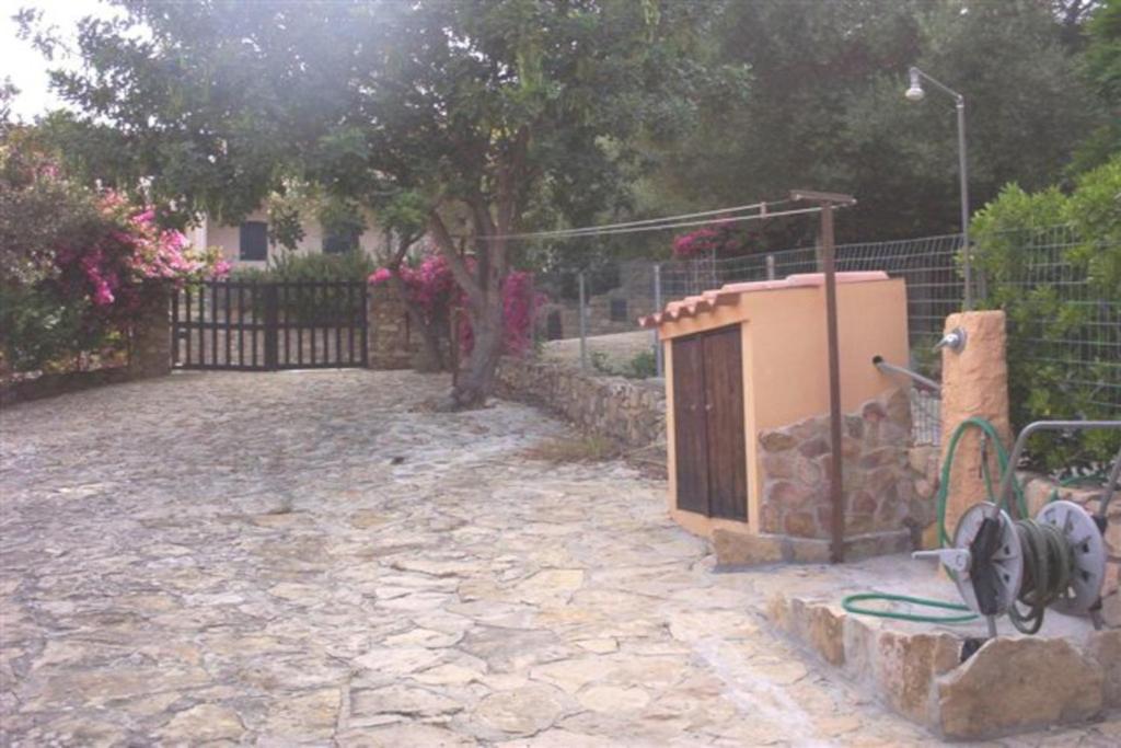 Casa A 300Mt.Dal Mare Calasinzias, 6 Letti, Ac, Pets Welcome, Wi-Fi Free Cala Sinzias Exterior photo